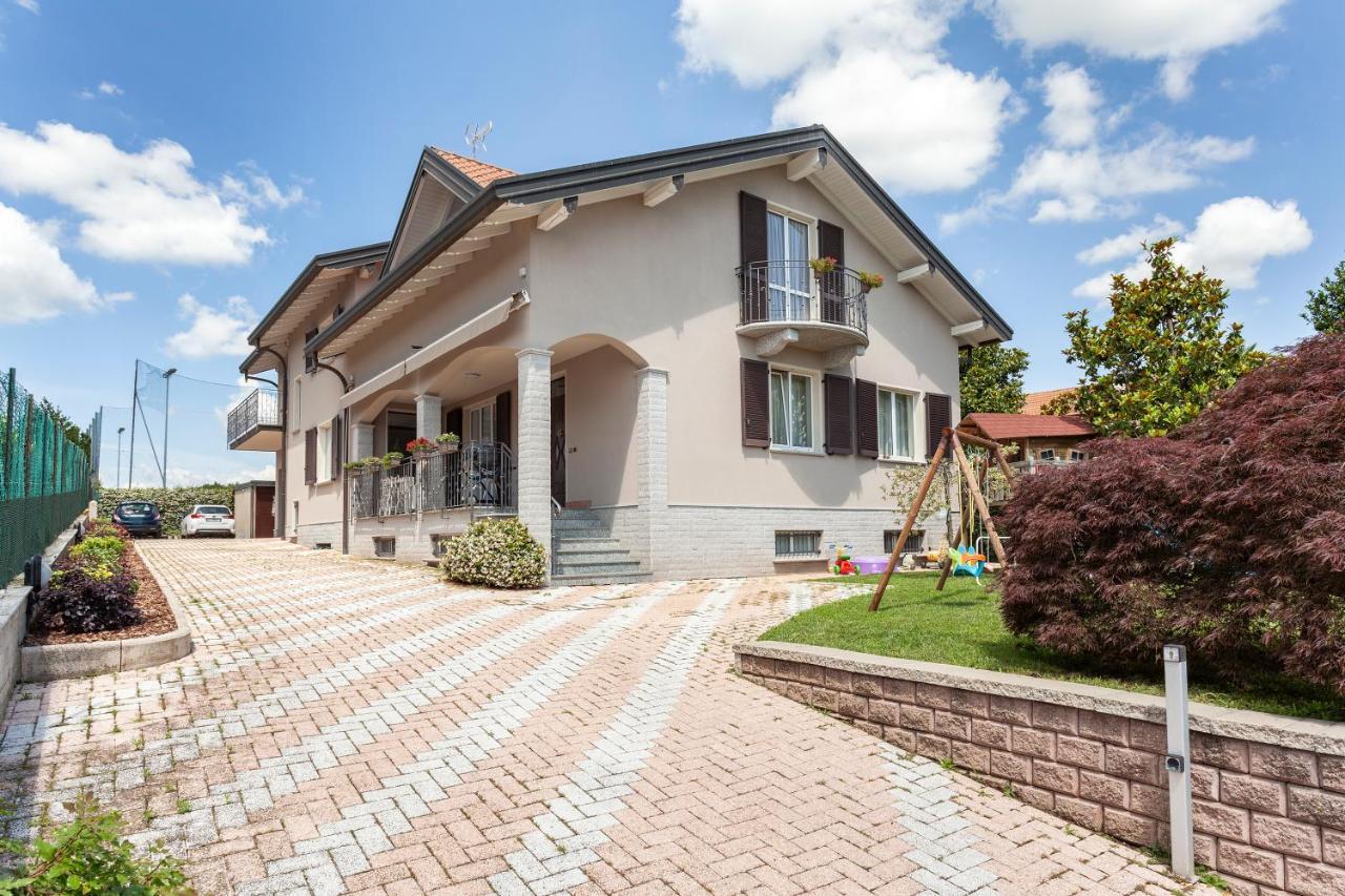 Apartment Misiadele Carnago Экстерьер фото