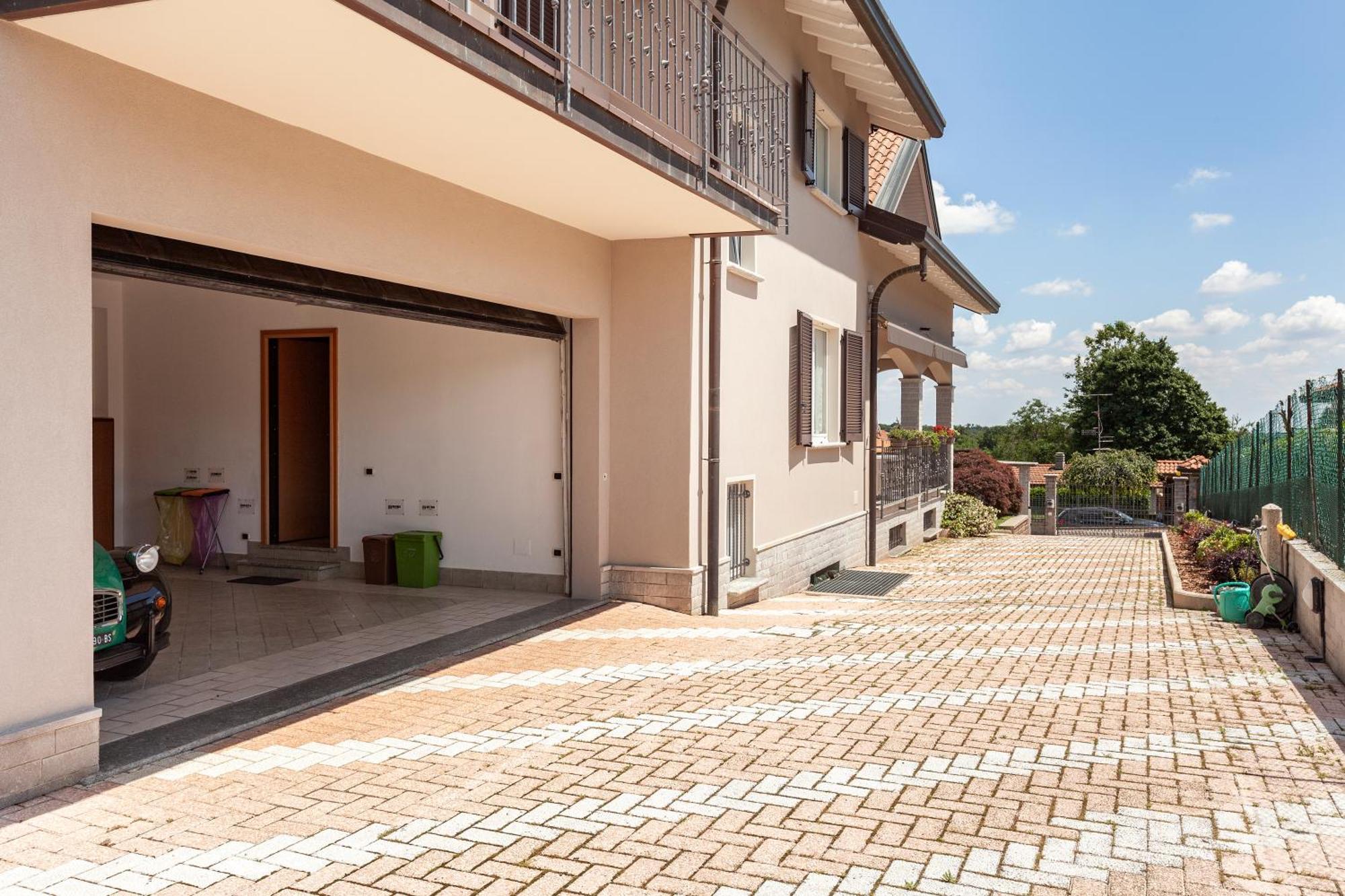 Apartment Misiadele Carnago Экстерьер фото