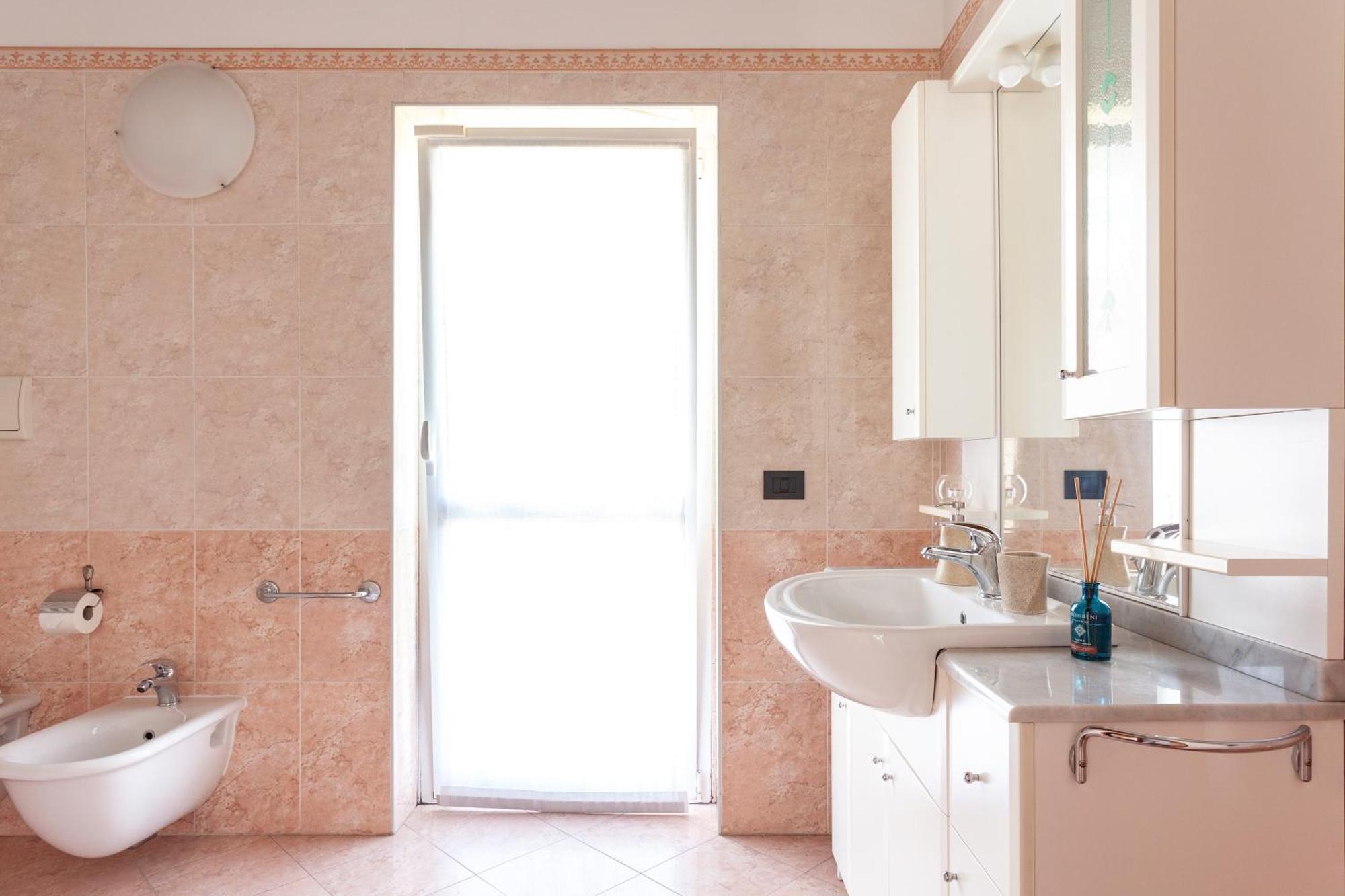 Apartment Misiadele Carnago Экстерьер фото