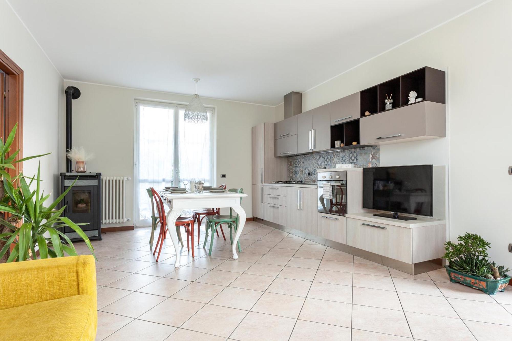 Apartment Misiadele Carnago Экстерьер фото