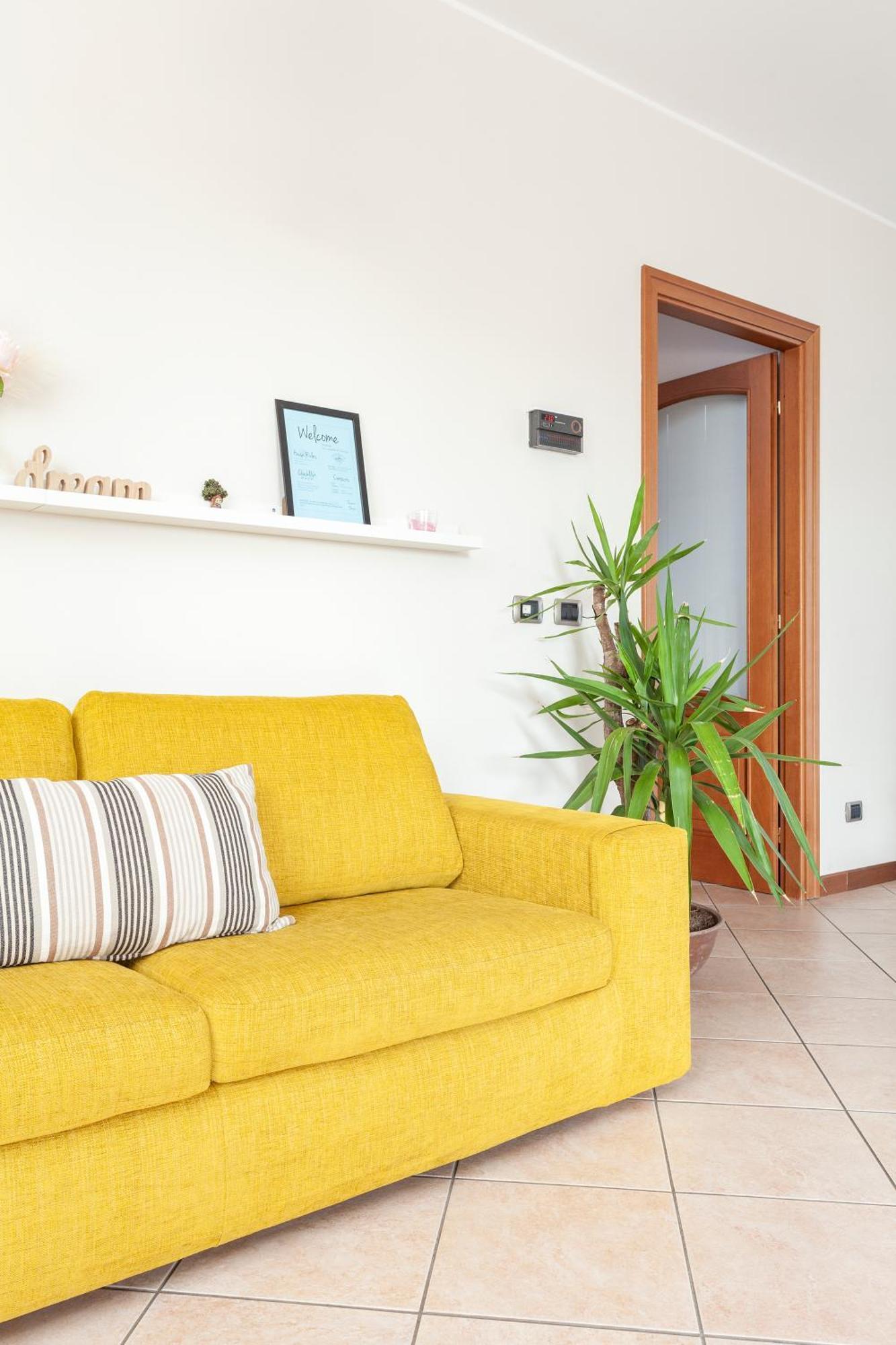Apartment Misiadele Carnago Экстерьер фото